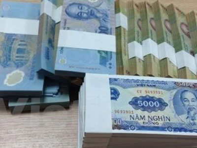 Dịch vụ đổi tiền lẻ “nóng” trước Tết Đinh Dậu: Phí lên tới 40%
