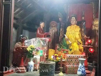 Hải Phòng: Thú vị pho tượng 700 tuổi có thể tự đứng lên ngồi xuống