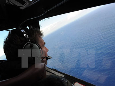 Malaysia, Australia, Trung Quốc tạm ngừng tìm kiếm máy bay MH370