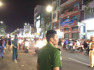 Bạn bè tiếc thương nam thanh niên bị đâm chết oan trong đêm