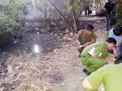 Bắt nghi phạm vào tận trường đâm chết thầy giáo