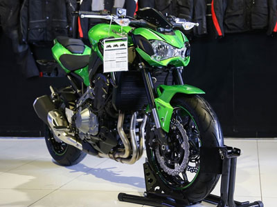 Chi tiết Kawasaki Z900 giá 288 triệu đồng vừa ra mắt tại VN