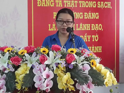 Nữ bí thư tỉnh đoàn bị kỷ luật do nhờ người đi học