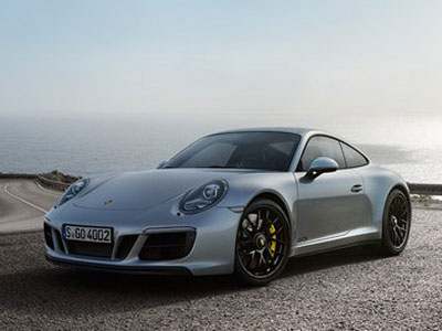 Porsche 911 GTS 2017 chốt giá từ 8,2 tỷ đồng tại Việt Nam