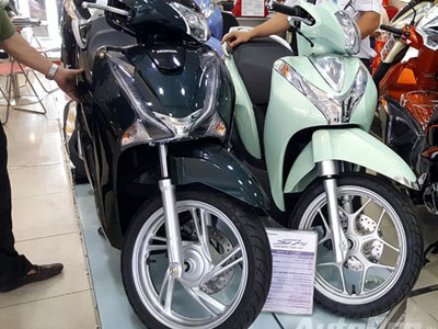 Cận Tết Nguyên đán, Honda SH150i 2017 "đội giá" 31 triệu Đồng