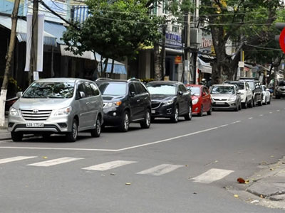Hà Nội sẽ áp dụng đỗ xe theo ngày chẵn, lẻ hàng loạt phố