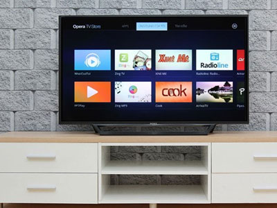 Loạt TV đại hạ giá mùa mua sắm cuối năm