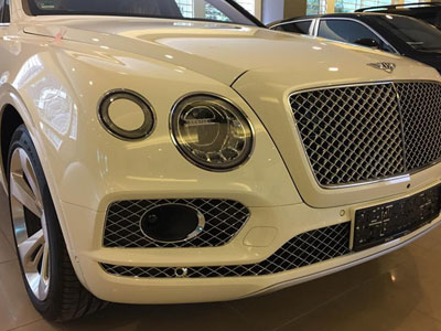 Tay chơi miền Trung "đập hộp" Bentley Bentayga hơn 20 tỷ Đồng
