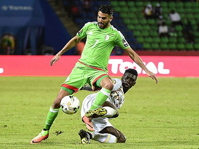Đội bóng của Riyad Mahrez bị loại khỏi CAN 2017
