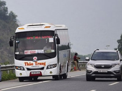 Kiên quyết xử lý xe “dù” trên cao tốc Nội Bài – Lào Cai