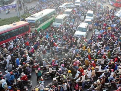 Thủ tướng: “Không cấm nhưng phải hạn chế phát triển xe cá nhân”
