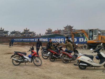 Giành trông xe Tết, côn đồ đất Cảng chém nhau toác đầu