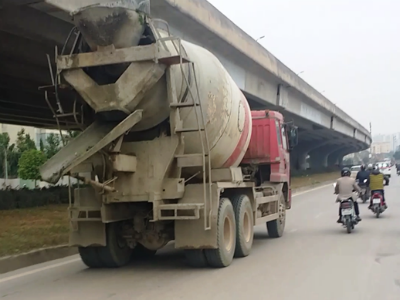 Hà Nội tước phù hiệu gần 400 ôtô vi phạm tốc độ nhiều lần
