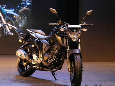 Yamaha trình làng naked bike FZ 25 mới
