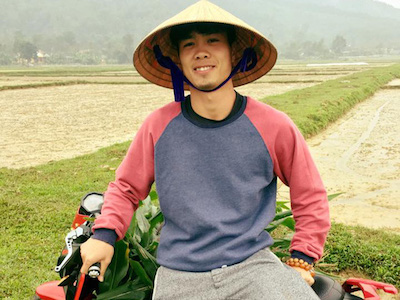 Công Phượng đi bẻ ngô, Xuân Trường về quê ăn Tết