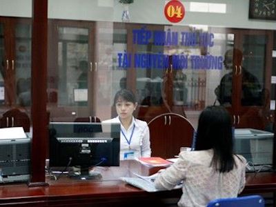 Hà Nội bỏ quy định công chức sử dụng nước hoa phù hợp