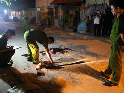 Nghi án chồng giết vợ rồi ôm mìn tự sát tối 29 Tết