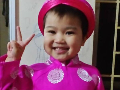 Nước mắt vợ chồng có con gái 4 tuổi mất tích: Tết này con ở đâu, có được mua quần áo đẹp không?