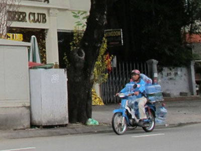 TP HCM: Việt kiều đâm chết người ở quán bar