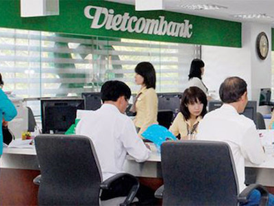 Vietcombank chính thức lên tiếng về việc không trả đủ lãi tiền gửi