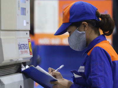 Xăng có thể tăng giá chiều nay