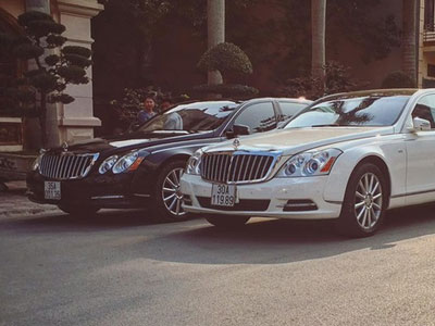 Cặp đôi Maybach 62S 45 tỷ Đồng của đại gia Ninh Bình xuất hiện trên phố