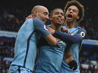 Guardiola khẳng định Jesus sẽ tiếp tục đá chính