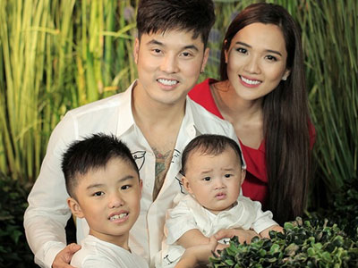 Ưng Hoàng Phúc, Kim Cương lần đầu khoe ảnh con trai