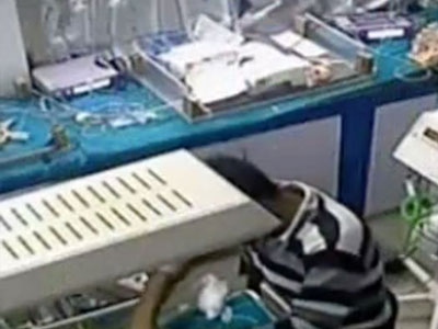 Bé trai sơ sinh bị nhân viên y tế cố tình bẻ gãy chân trong phòng chăm sóc đặc biệt vì quấy khóc