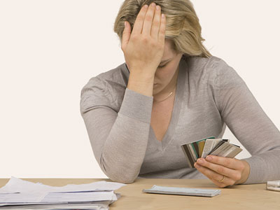 Có nên tự tử để thoát khỏi áp lực nợ nần