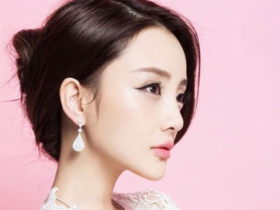Phụ nữ mang nét tướng này, chắc chắn có "PHÚC KHÍ" lớn, mang lại PHÚ QUÝ cho gia đình