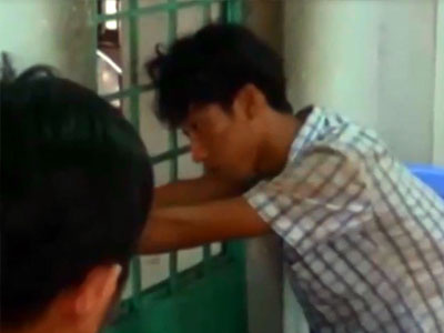 Clip: Bắt kẻ "ngáo đá" bất ngờ đâm sau lưng người đi đường
