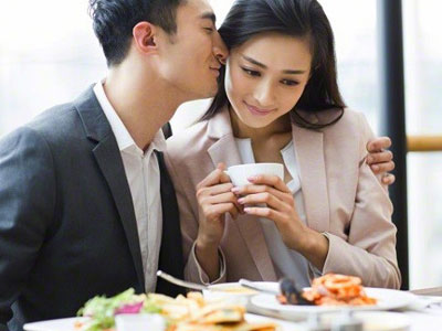 Mất mặt vì đi đâu vợ cũng khoe khoang mình làm giám đốc