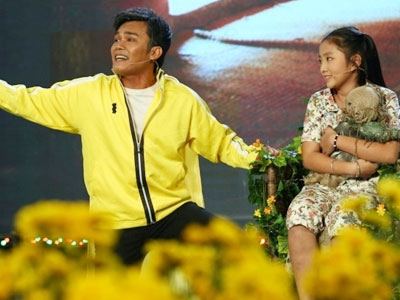 Ngọc Huyền phản bác ý kiến của Kim Tử Long trên ghế "nóng"