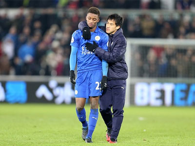 10 thống kê xoáy sâu sự tồi tệ của Leicester