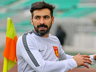Lavezzi ăn lương khủng cả năm nhưng vẫn tịt ngòi ở Trung Quốc