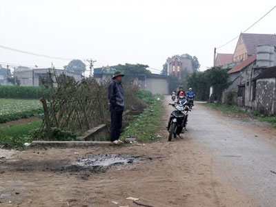 Mâu thuẫn, chém 3 người trọng thương trong đêm