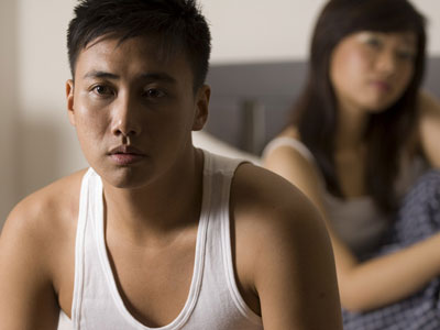 Này chồng ơi, có vợ hay càm ràm và thích sửa lưng chính là anh có "báu vật" trời ban rồi đó