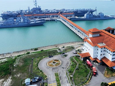 Hàng loạt quan chức Hải quân Mỹ bị bắt vì nhận hối lộ