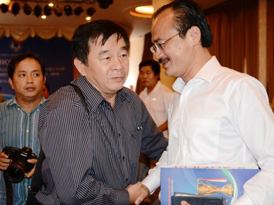 Bầu Thắng: "Tôi luôn bảo vệ lẽ phải nếu trọng tài chuẩn mực"
