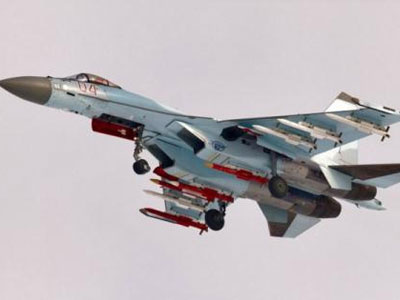 Khoe nhào lộn siêu đẳng, Su-35S vẫn kém Typhoon