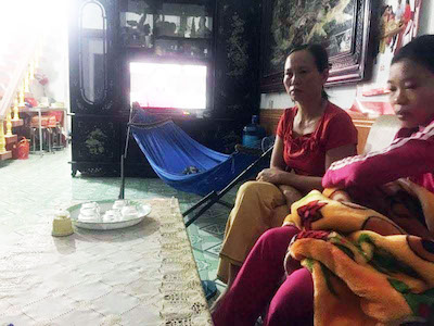 Mẹ thuyền viên bị cướp biển bắn: "Hy vọng tin xấu không xảy ra"