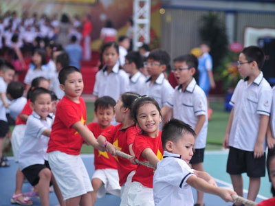 Bộ trưởng Phùng Xuân Nhạ: "Chấn chỉnh đạo đức nhà giáo"