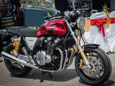 Honda CB1100 RS 2017 đầu tiên tại Hà Nội