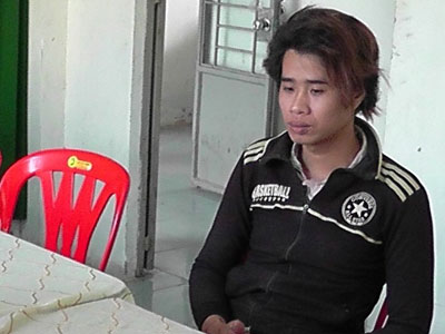 Tên trộm chó thủ theo ớt bột hòng chống trả cảnh sát