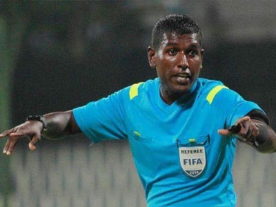 Trọng tài FIFA: "V.League ảnh hưởng xấu đến bóng đá châu Á"