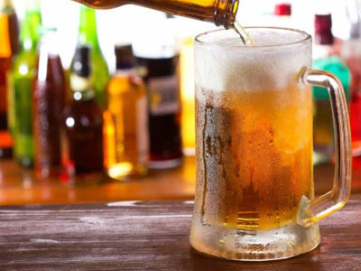 6 lợi ích không ngờ khi bạn uống bia điều độ