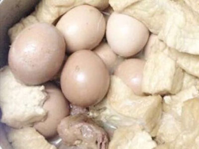 Gái vụng thời @: Kho trứng để cả vỏ