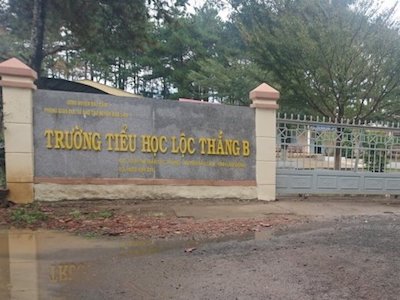 Làm rõ thông tin 10 HS lớp 1 bị con trai cô giáo sàm sỡ