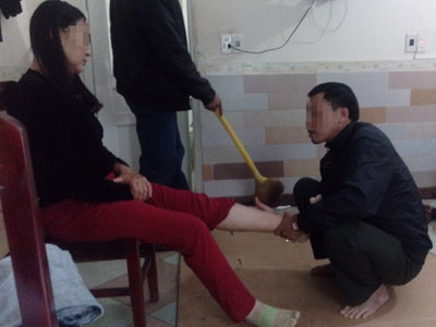 Lạ đời “thầy lang” chữa bệnh trong…nhà nghỉ